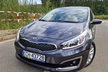 1.4 benzyna *Niski Przebieg **Kamera * Navi* Led*  Klima